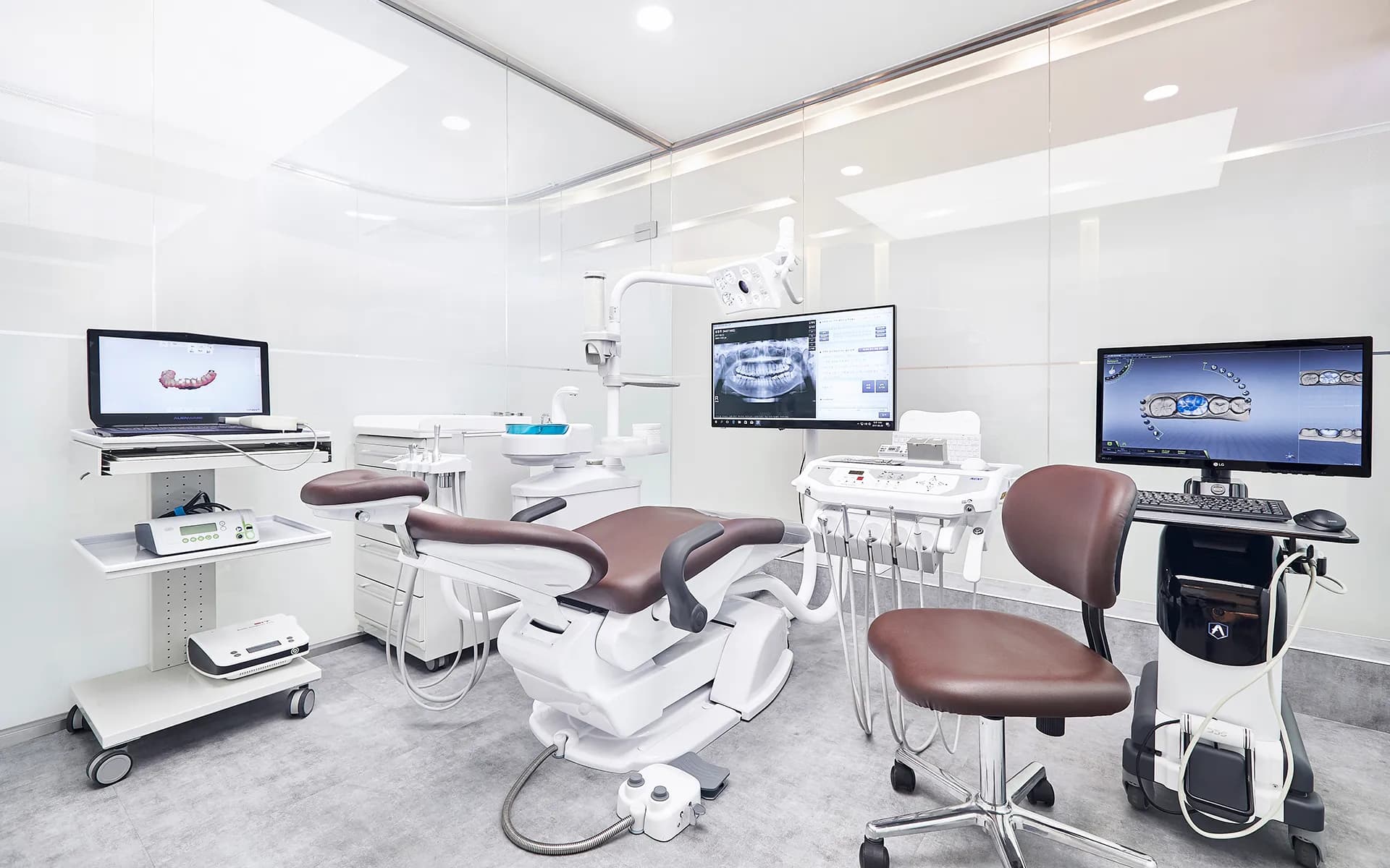 메디스 치과 개인치료실