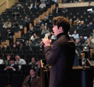 치과의사 대상 임플란트 교육