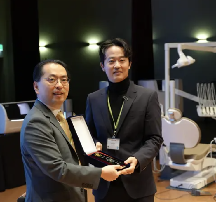 디지털 임플란트 전문가 과정