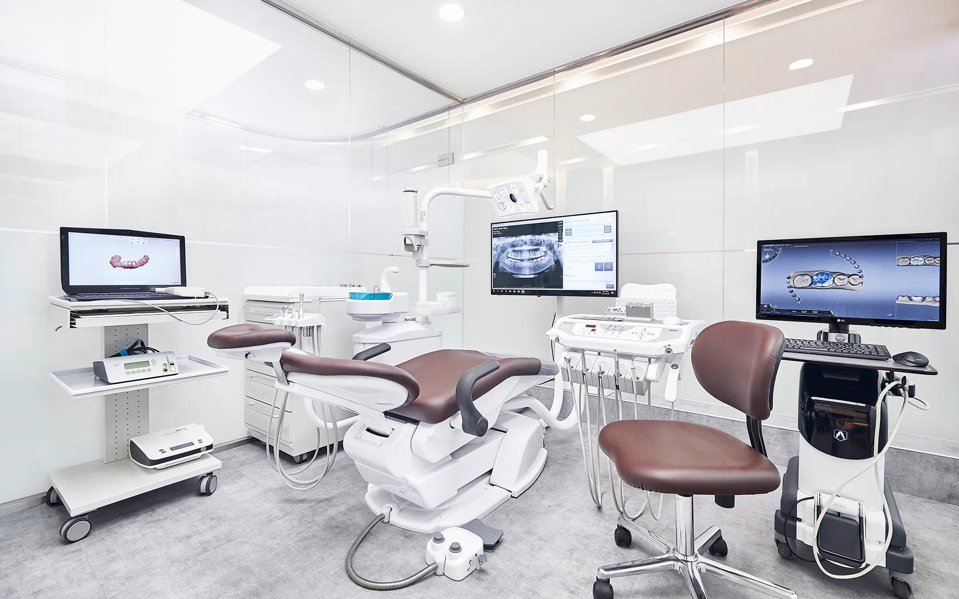 메디스 치과 개인치료실