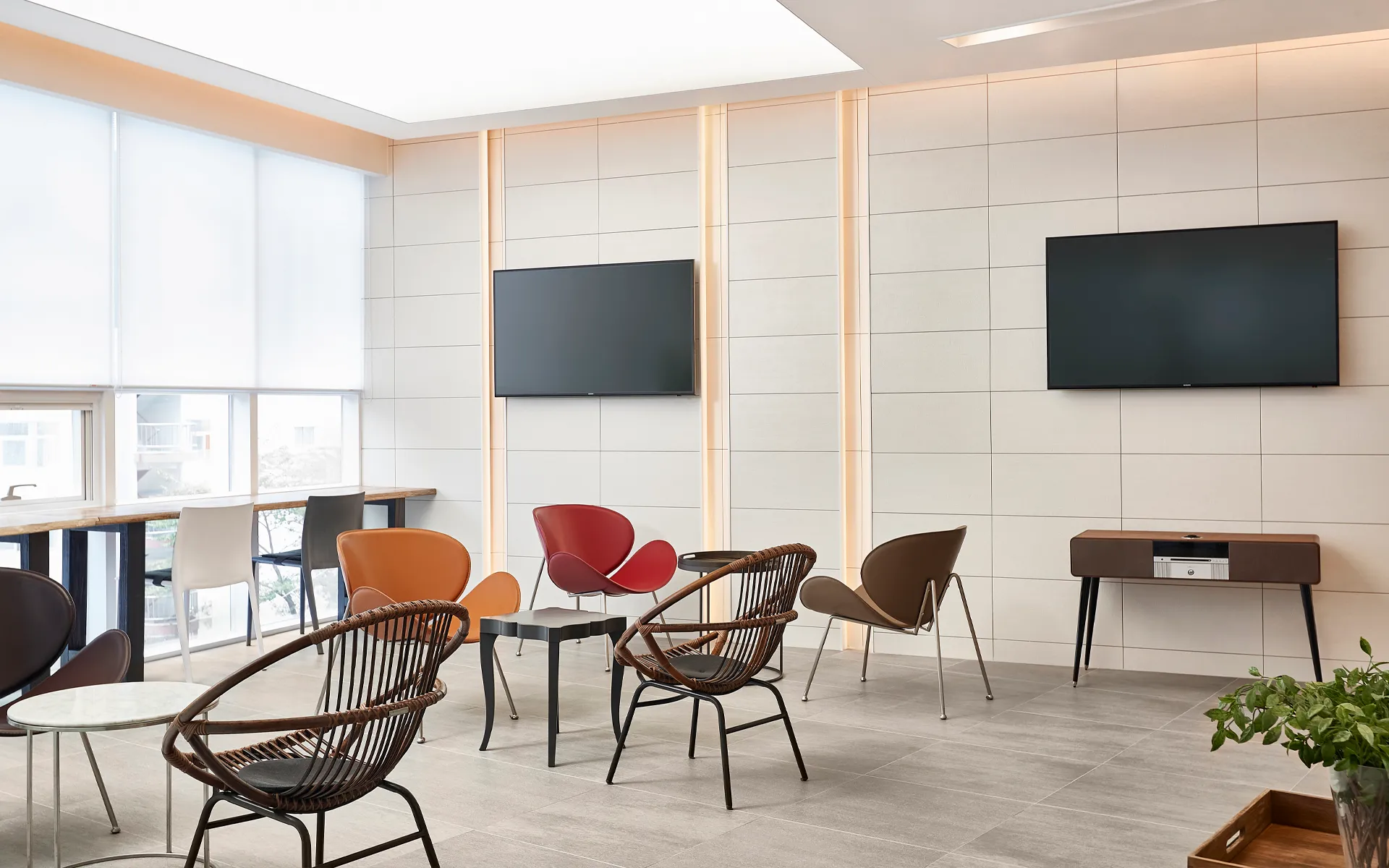 메디스 치과 대기실